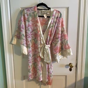 Vintage Victoria’s Secret Robe